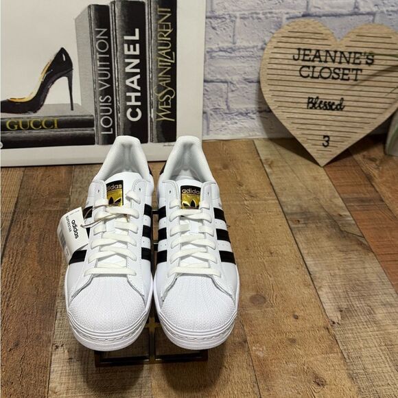 ADIDAS SUPERSTAR ADV SHOES W GOLD TREFOIL LOGO NWT - Picture 6 of 13